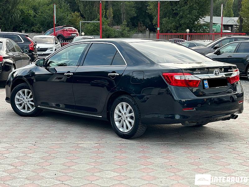 Toyota Camry 3 toyota camry 2011