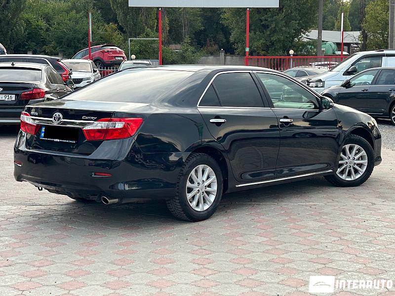 Toyota Camry 2 toyota camry 2011