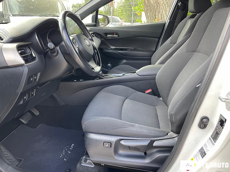 Toyota C-HR 7 toyota c-hr 2018