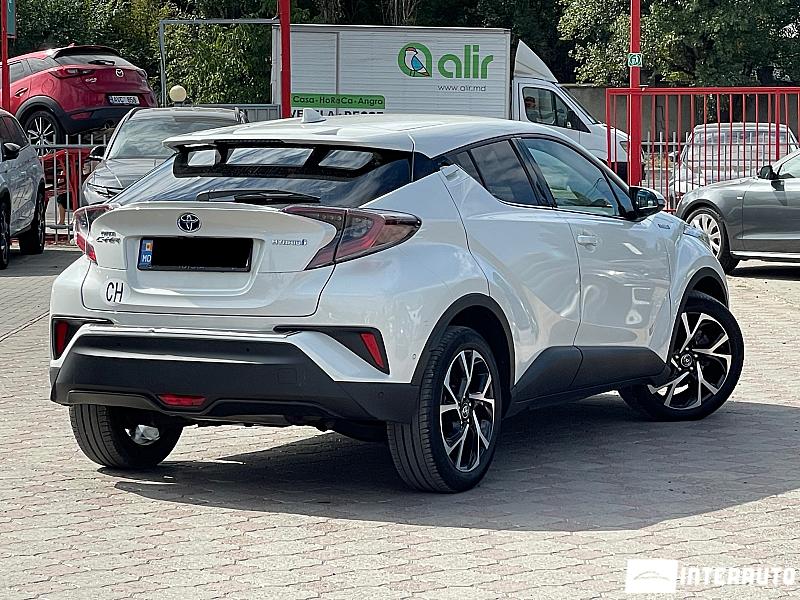 Toyota C-HR 2 toyota c-hr 2018