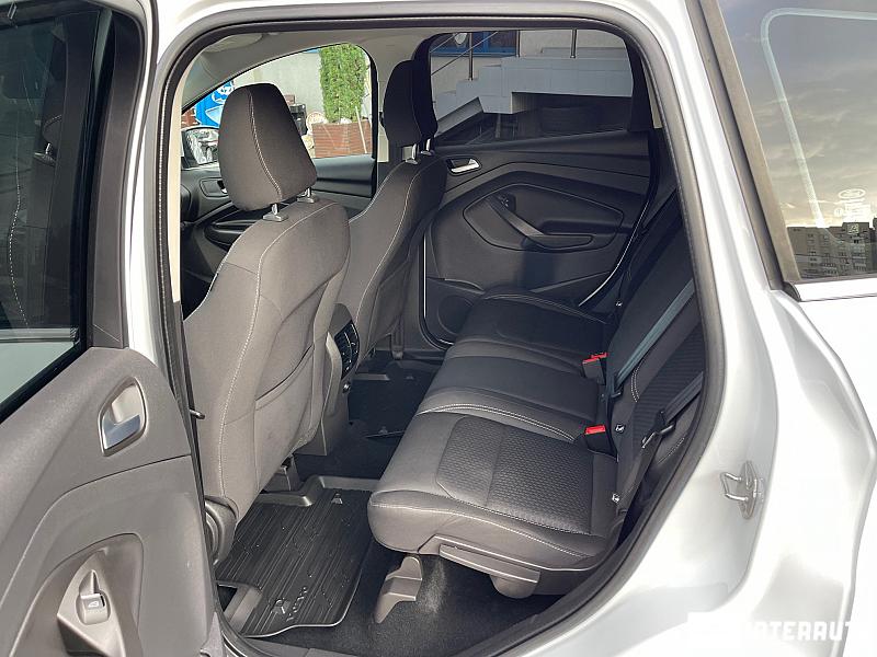 Ford Kuga 15 ford kuga 2017