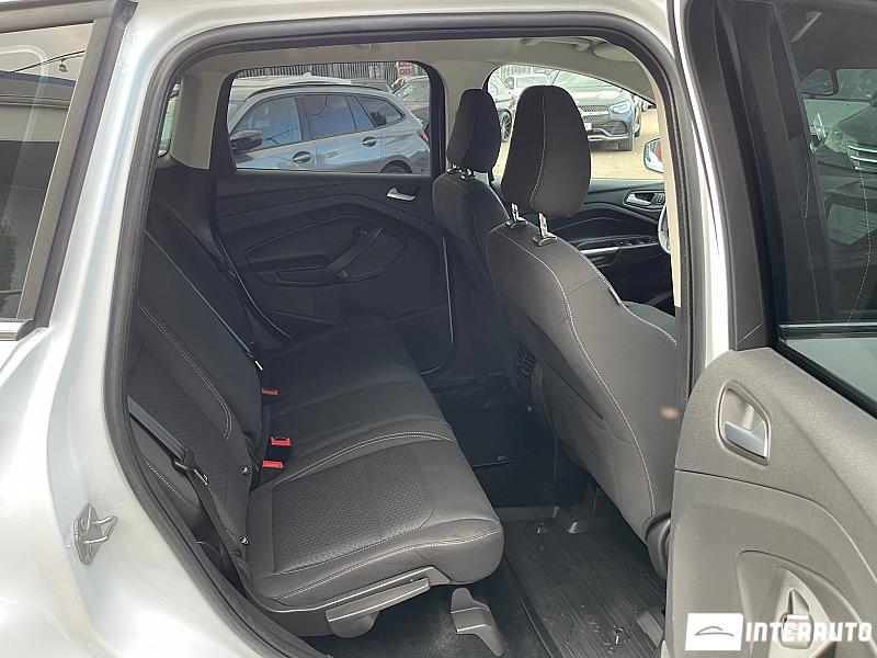 Ford Kuga 16 ford kuga 2017