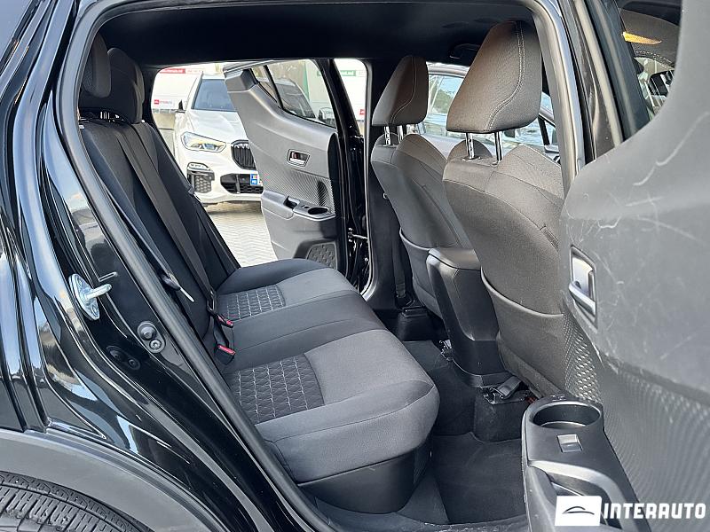 Toyota C-HR 14 toyota c-hr 2021