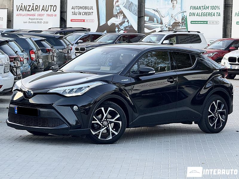 Toyota C-HR 2 toyota c-hr 2021