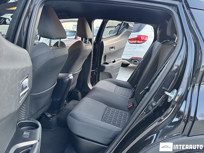 Toyota C-HR 13 toyota c-hr 2021