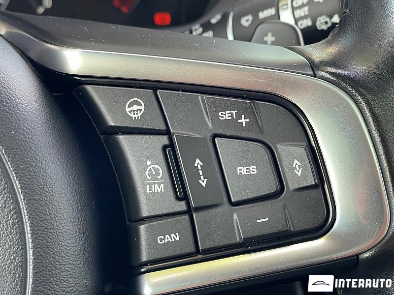 Jaguar F-Pace 12 jaguar f-pace 2017