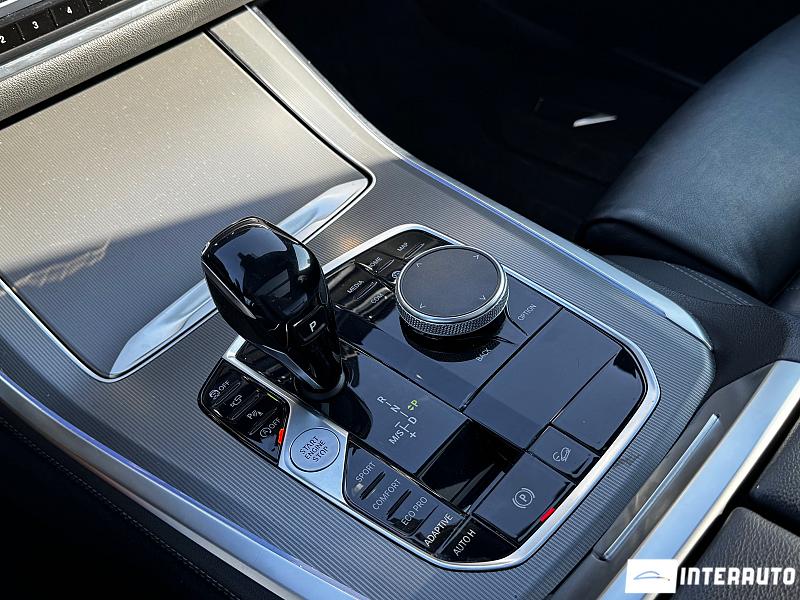 BMW X5 4.0i 15 bmw x5 4.0i 2018