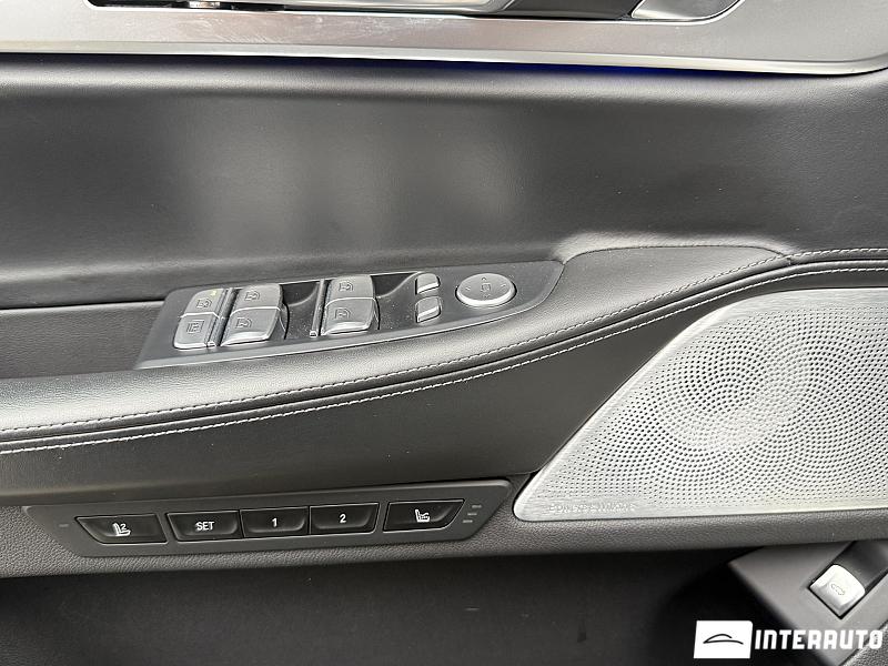 BMW 750 30 bmw 750 2021