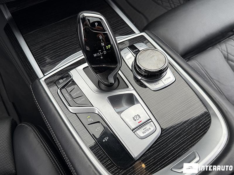 BMW 750 16 bmw 750 2021