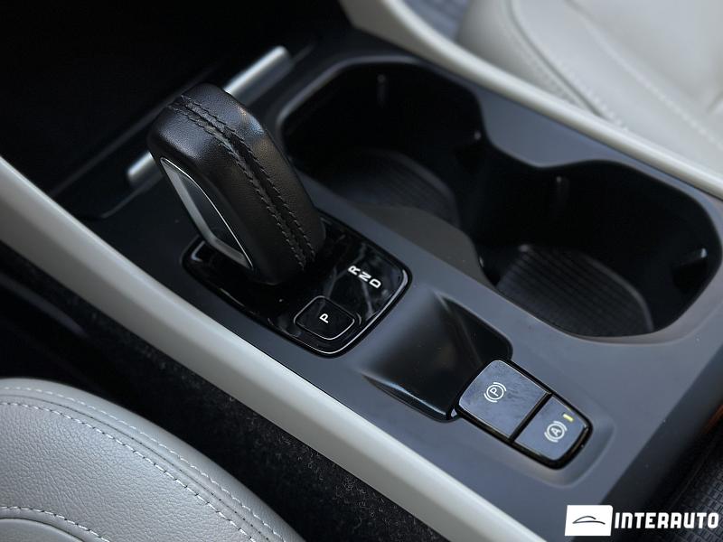 Volvo XC 40 16 volvo xc 40 2021