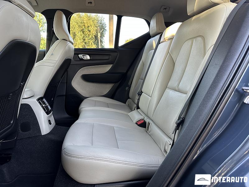 Volvo XC 40 18 volvo xc 40 2021