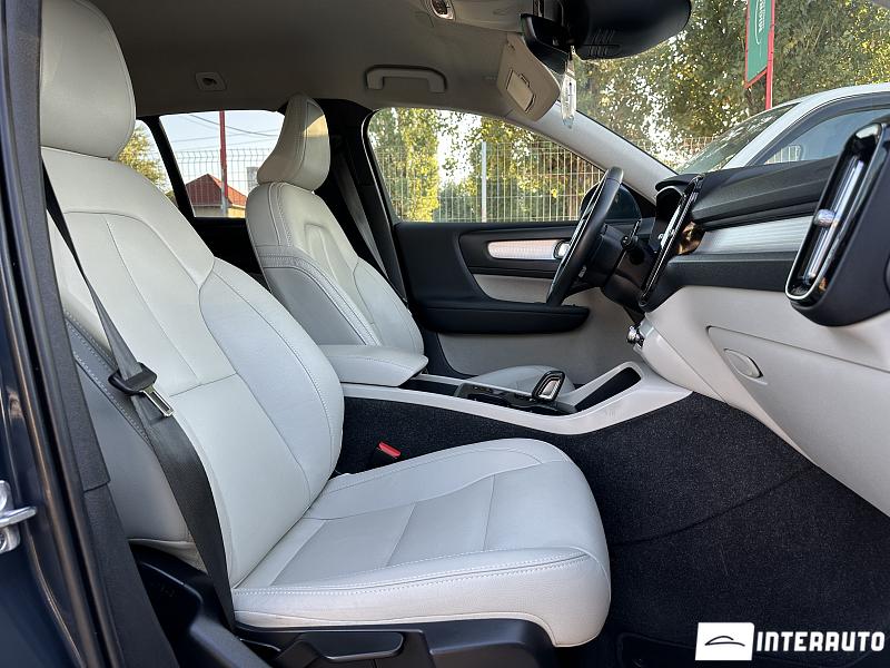 Volvo XC 40 17 volvo xc 40 2021