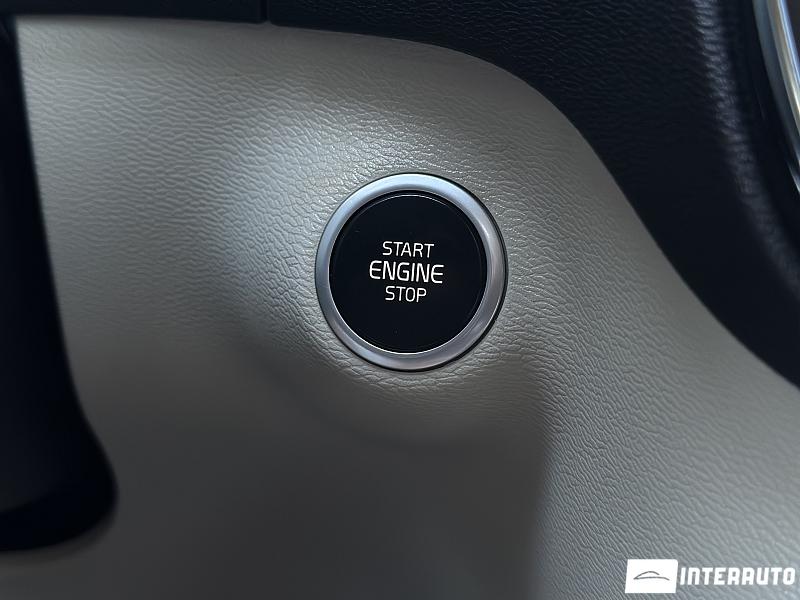 Volvo XC 40 13 volvo xc 40 2021