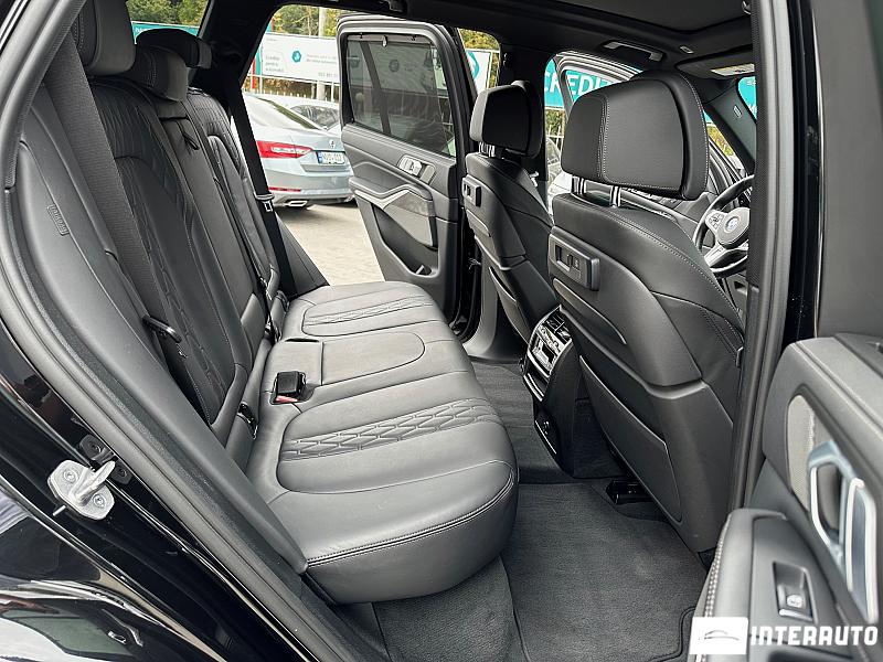 BMW X5 4.0i 20 bmw x5 4.0i 2020