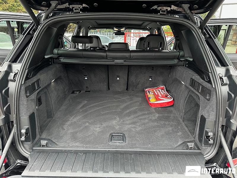 BMW X5 4.0i 22 bmw x5 4.0i 2020