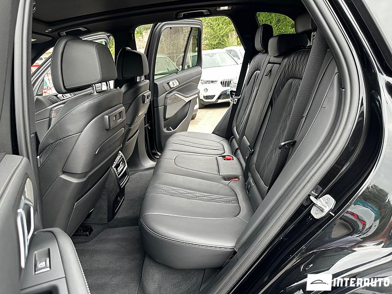 BMW X5 4.0i 21 bmw x5 4.0i 2020