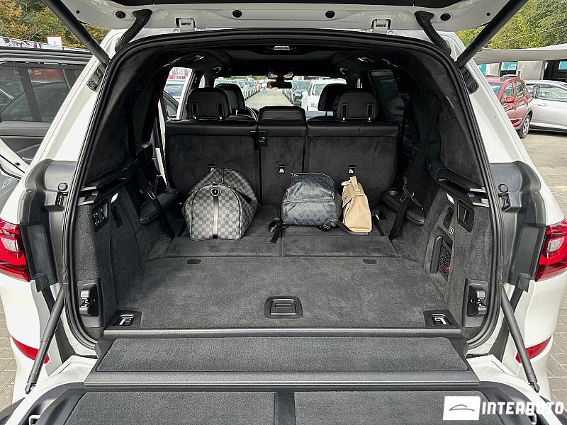 BMW X7 4.0i 22 bmw x7 4.0i 2020