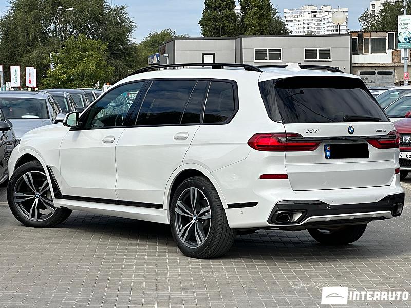 BMW X7 4.0i 3 bmw x7 4.0i 2020