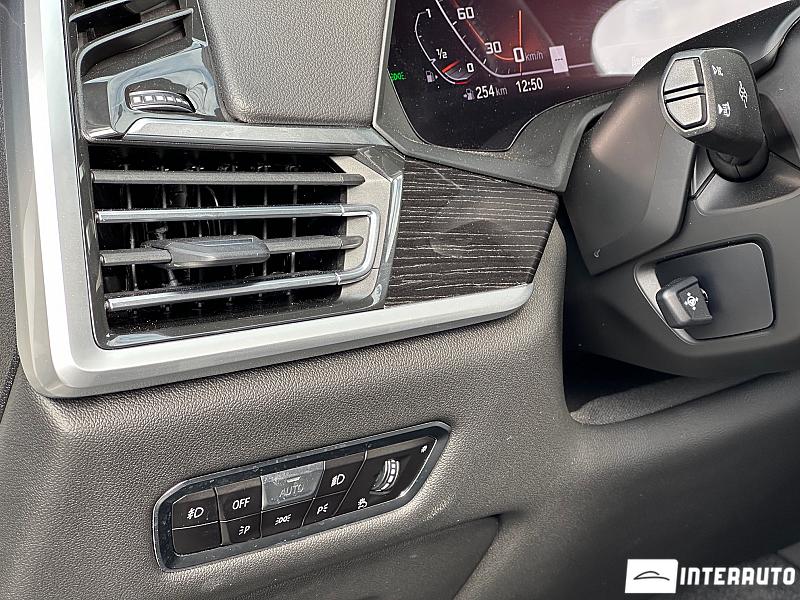 BMW X7 4.0i 16 bmw x7 4.0i 2020