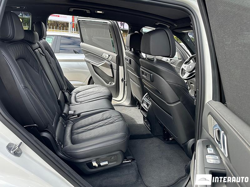 BMW X7 4.0i 21 bmw x7 4.0i 2020