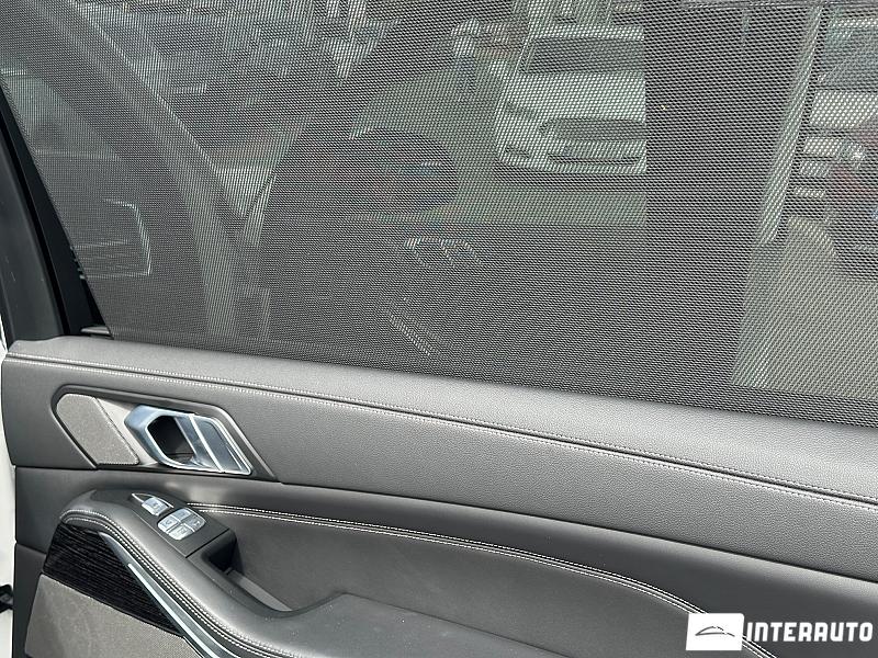 BMW X7 4.0i 18 bmw x7 4.0i 2020