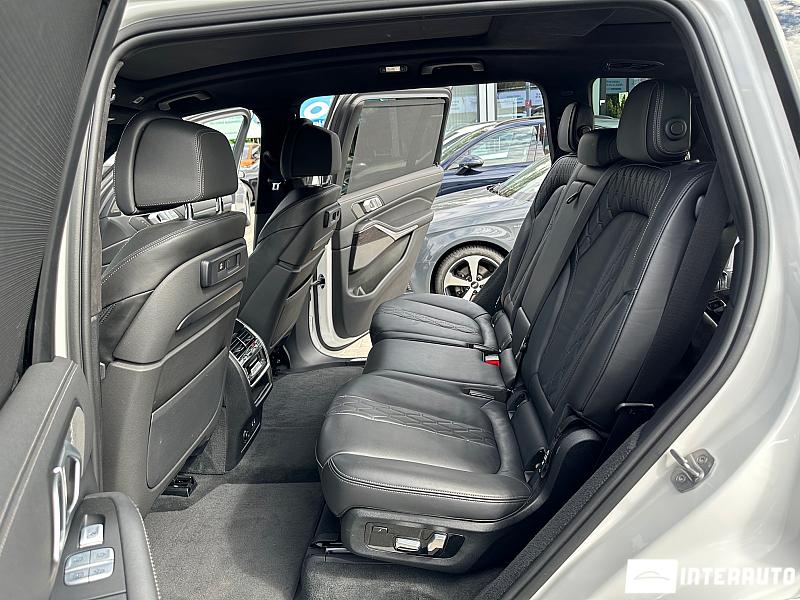 BMW X7 4.0i 20 bmw x7 4.0i 2020