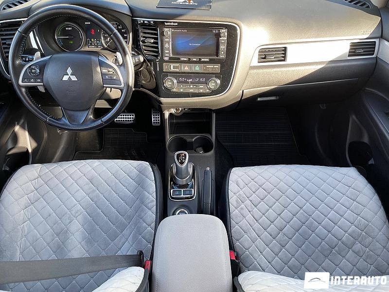 Mitsubishi Outlander 8 mitsubishi outlander 2014