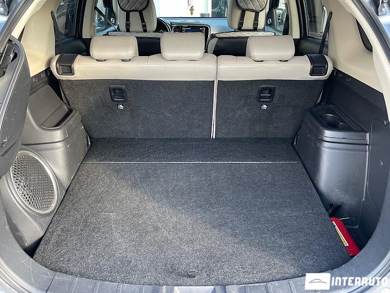 Mitsubishi Outlander 17 mitsubishi outlander 2014