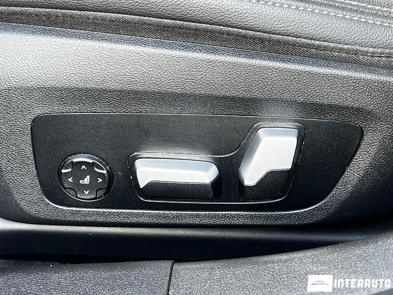 BMW 330E 17 bmw 330e 2020