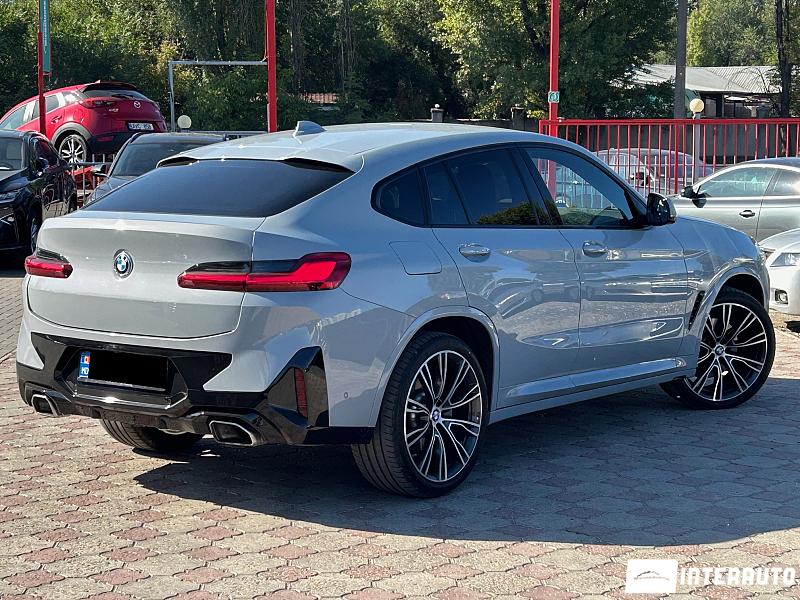 BMW X4 3.0D 3 bmw x4 3.0d 2024