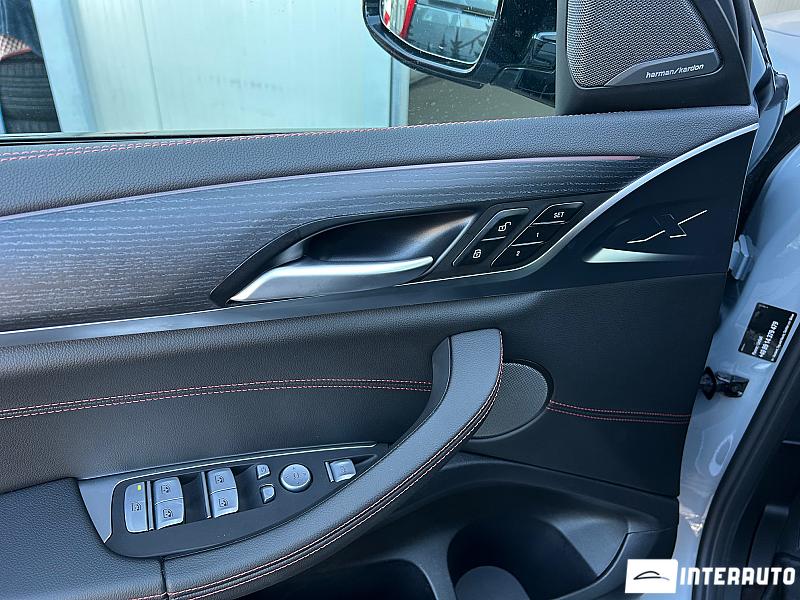 BMW X4 3.0D 6 bmw x4 3.0d 2024