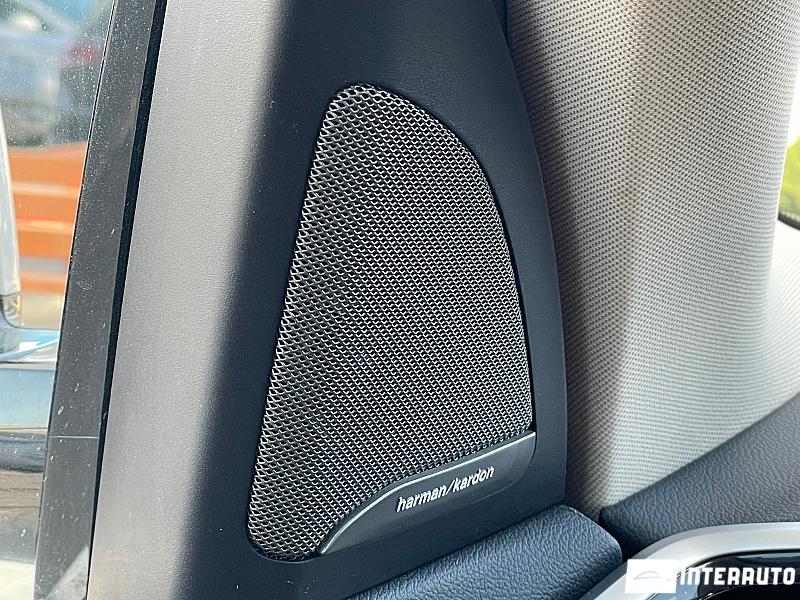 BMW X7 4.0i 9 bmw x7 4.0i 2020