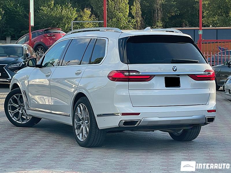 BMW X7 4.0i 2 bmw x7 4.0i 2020