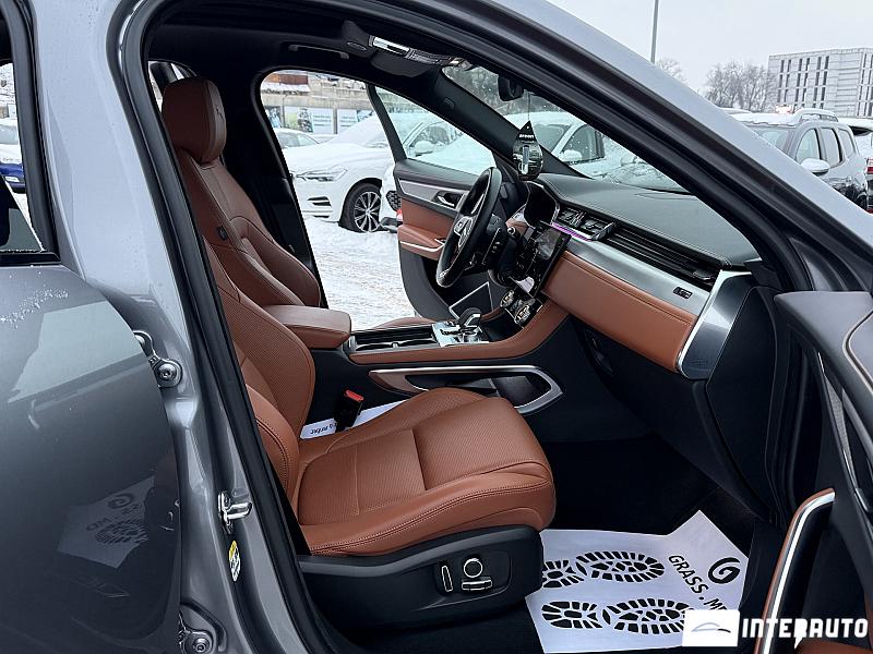 Jaguar F-Pace 16 jaguar f-pace 2022