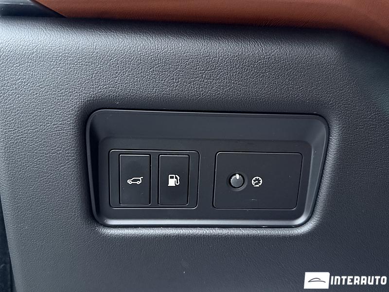 Jaguar F-Pace 18 jaguar f-pace 2022