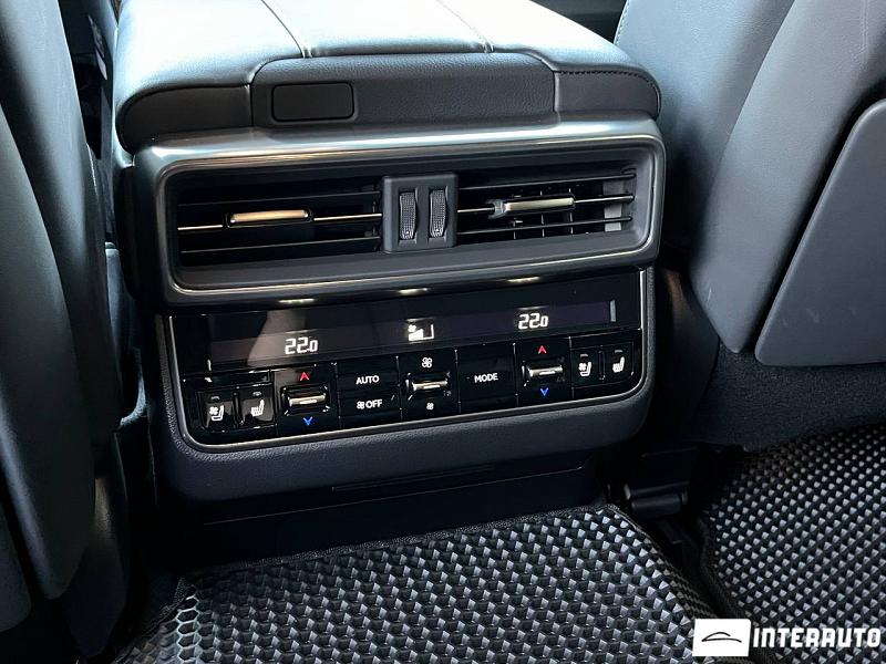 Lexus LX 500d 22 lexus lx 500d 2022