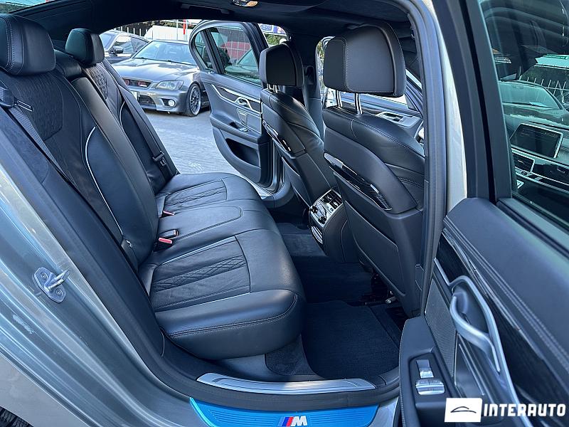 BMW 745e 23 bmw 745e 2020