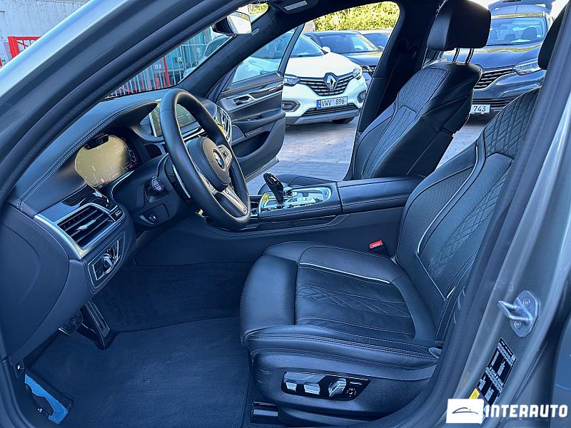 BMW 745e 5 bmw 745e 2020