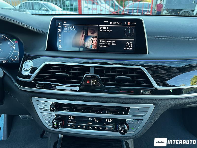 BMW 745e 11 bmw 745e 2020