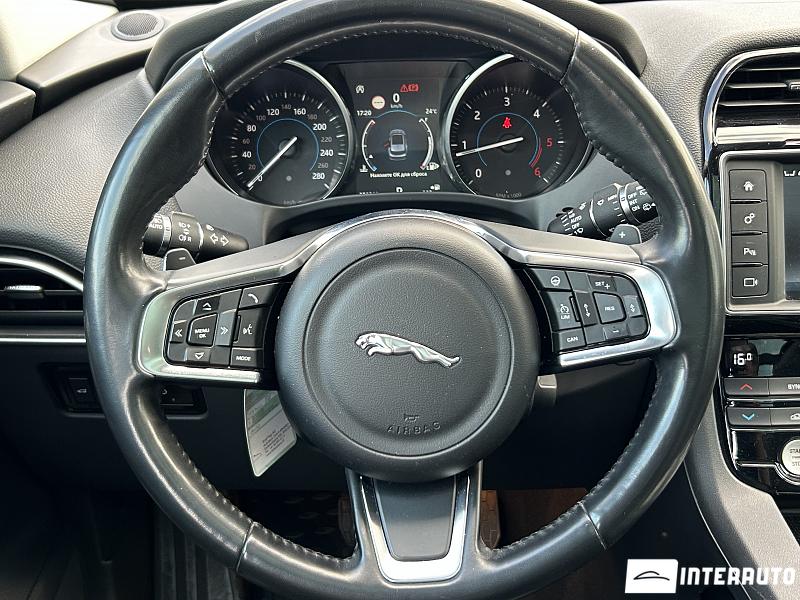 Jaguar F-Pace 12 jaguar f-pace 2017