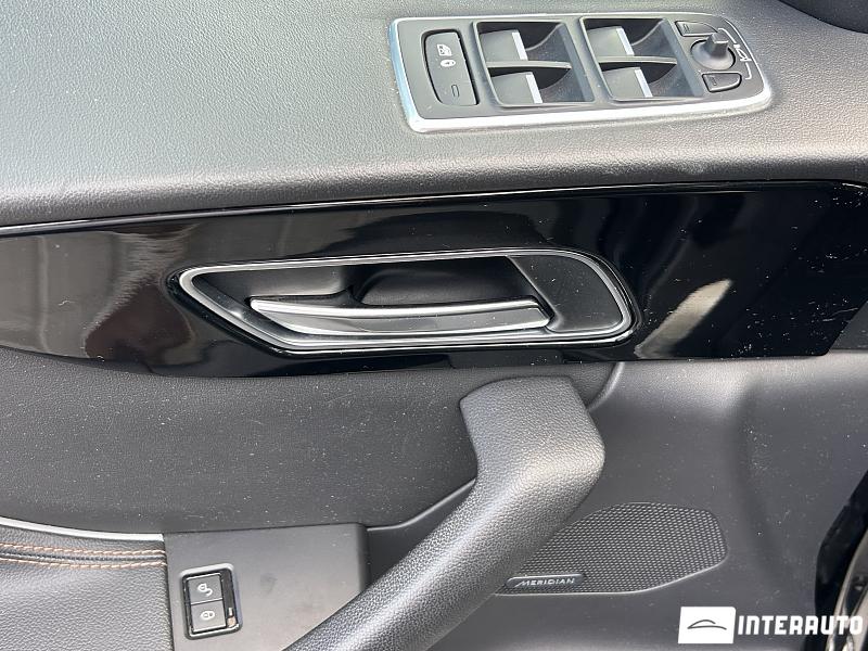 Jaguar F-Pace 8 jaguar f-pace 2017