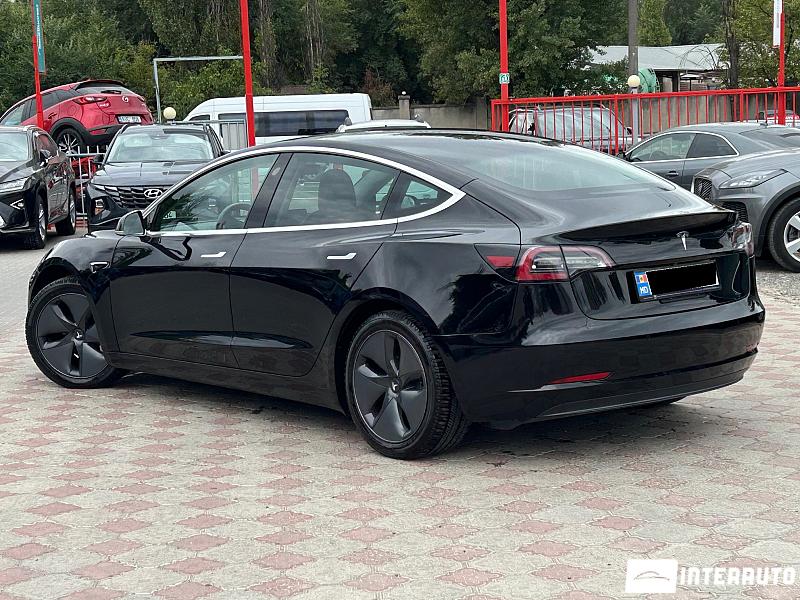 Tesla Model 3 2 tesla model 3 2020