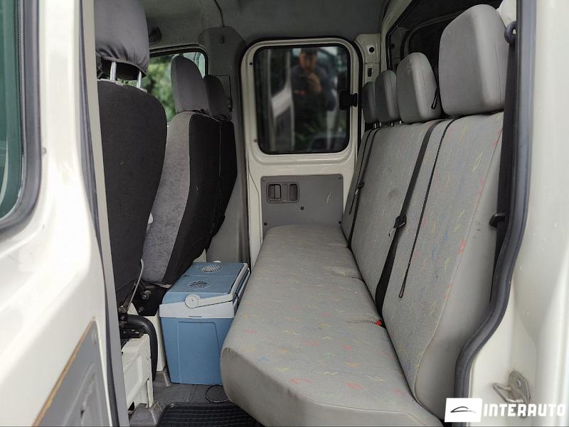 Volkswagen Crafter 8 volkswagen crafter 2010