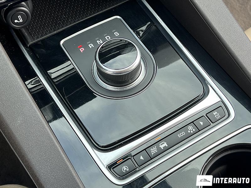 Jaguar F-Pace 11 jaguar f-pace 2016