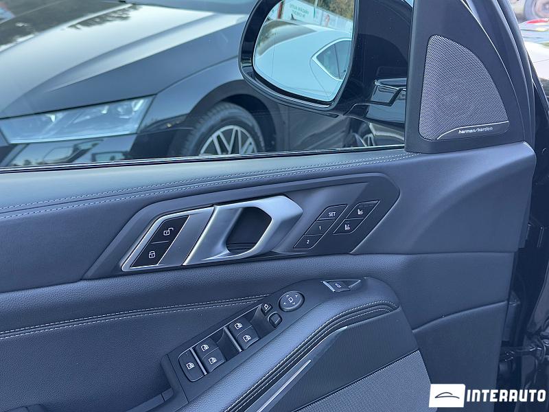 BMW X5 4.0i 23 bmw x5 4.0i 2019