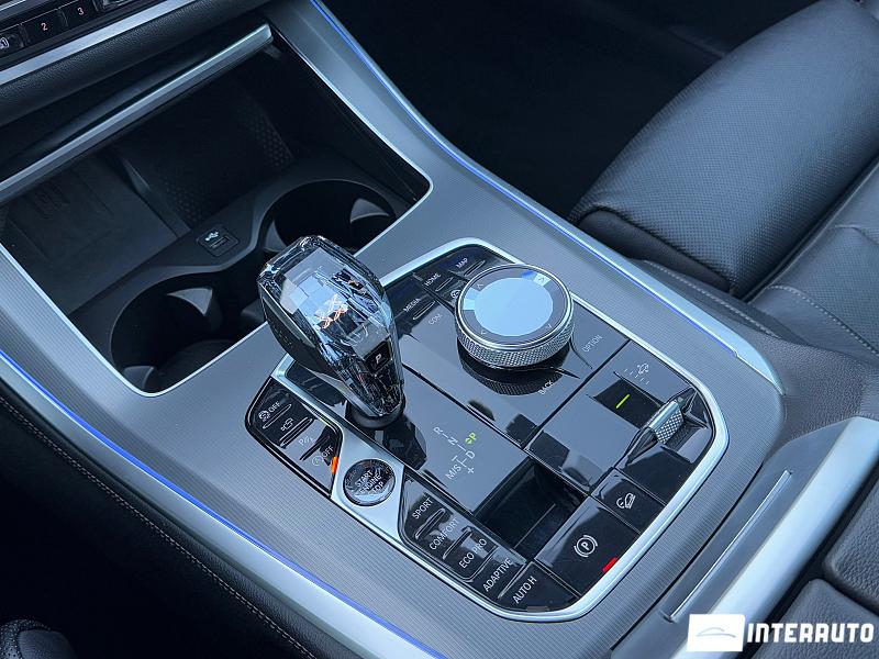 BMW X5 4.0i 12 bmw x5 4.0i 2019