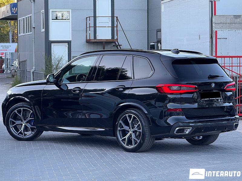 BMW X5 4.0i 3 bmw x5 4.0i 2019