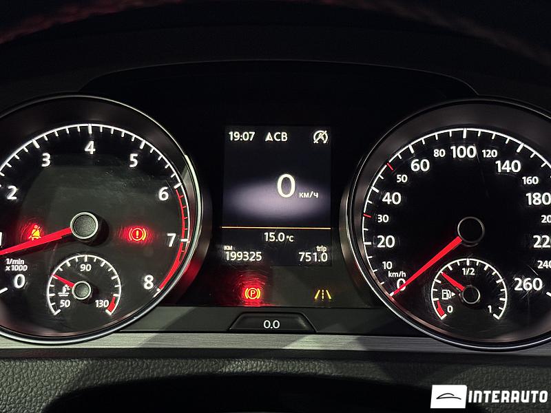 Volkswagen Golf 8 volkswagen golf 2013