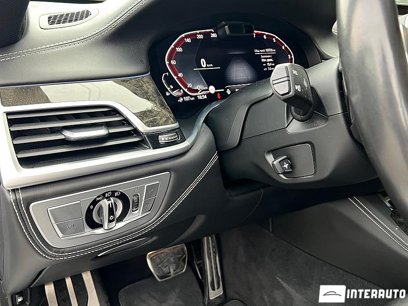 BMW 745e 7 bmw 745e 2019