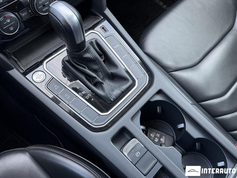 Volkswagen Arteon 15 volkswagen arteon 2020